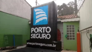 Logomarca Inflável 3D Mídia Balões Porto Seguro